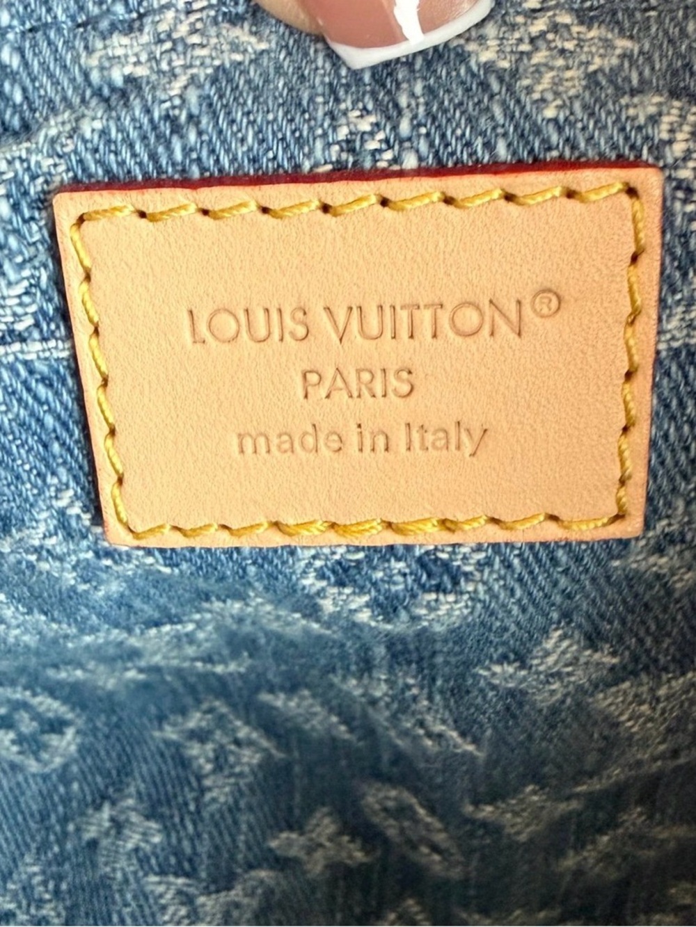 Louis Vuitton Carryall cargo PM denim - Picture 9 of 13